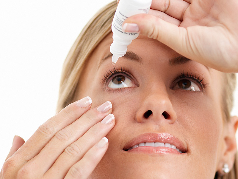 how to use eye drops for conjunctivitis